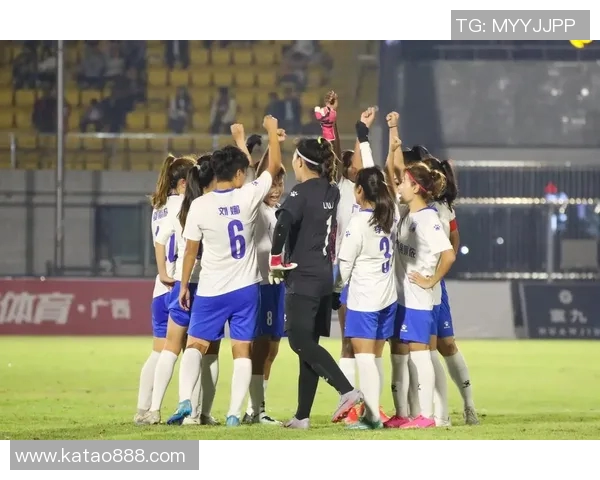 专访刘娜：深入探讨她在足球领域取得成功的秘诀与经验分享