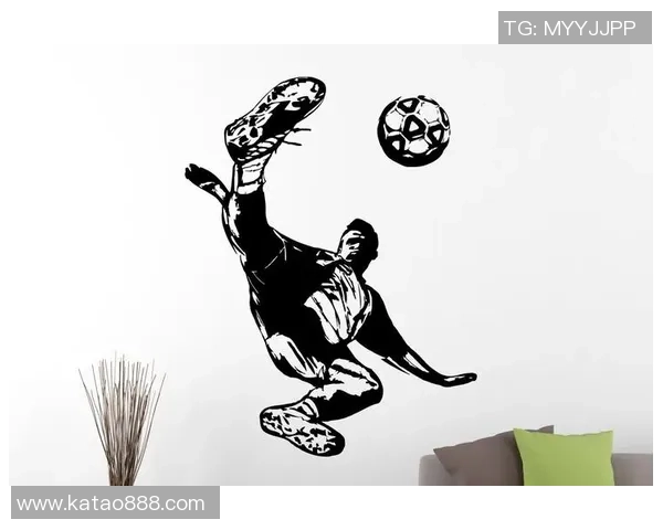 足球明星镂空贴纸素材设计创意分享与应用技巧解析