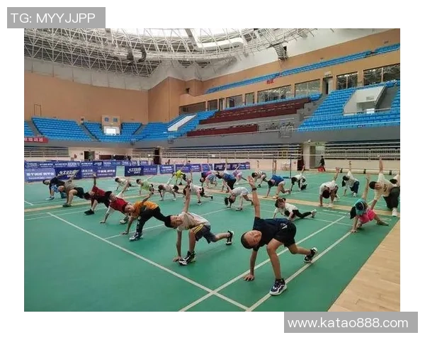 科学羽毛球：配合训练方法